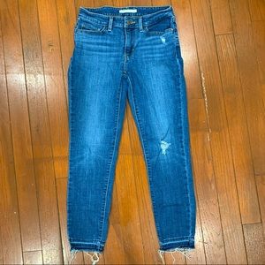 Levi’s 711 Skinny Ankle Women’s Jeans